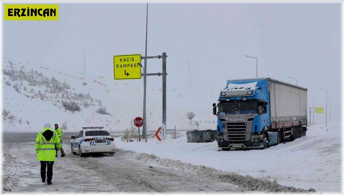 Doğu Anadolu'da kuvvetli kar yağışı