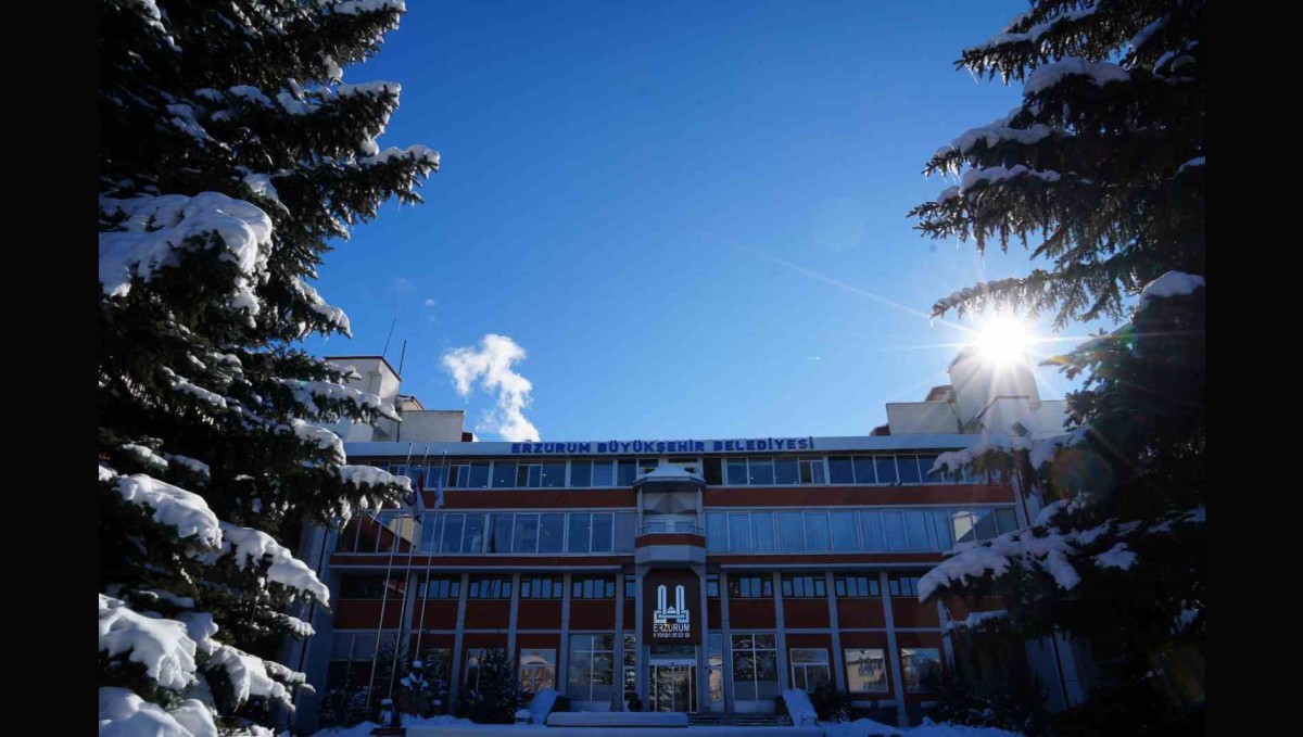 Doğu'da buzlanma ve don etkili oluyor