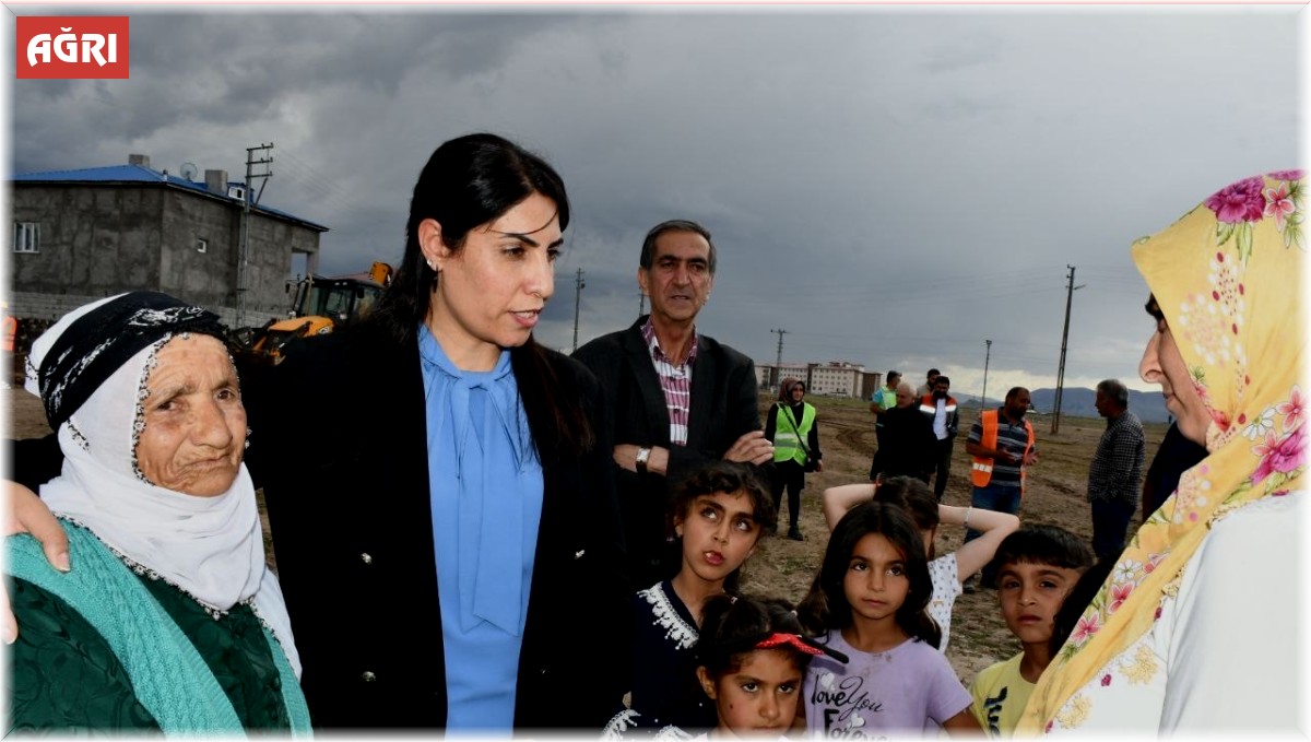 Doğubayazıt Belediyesi mahallelerinin sorunlarına çözüm oluyor