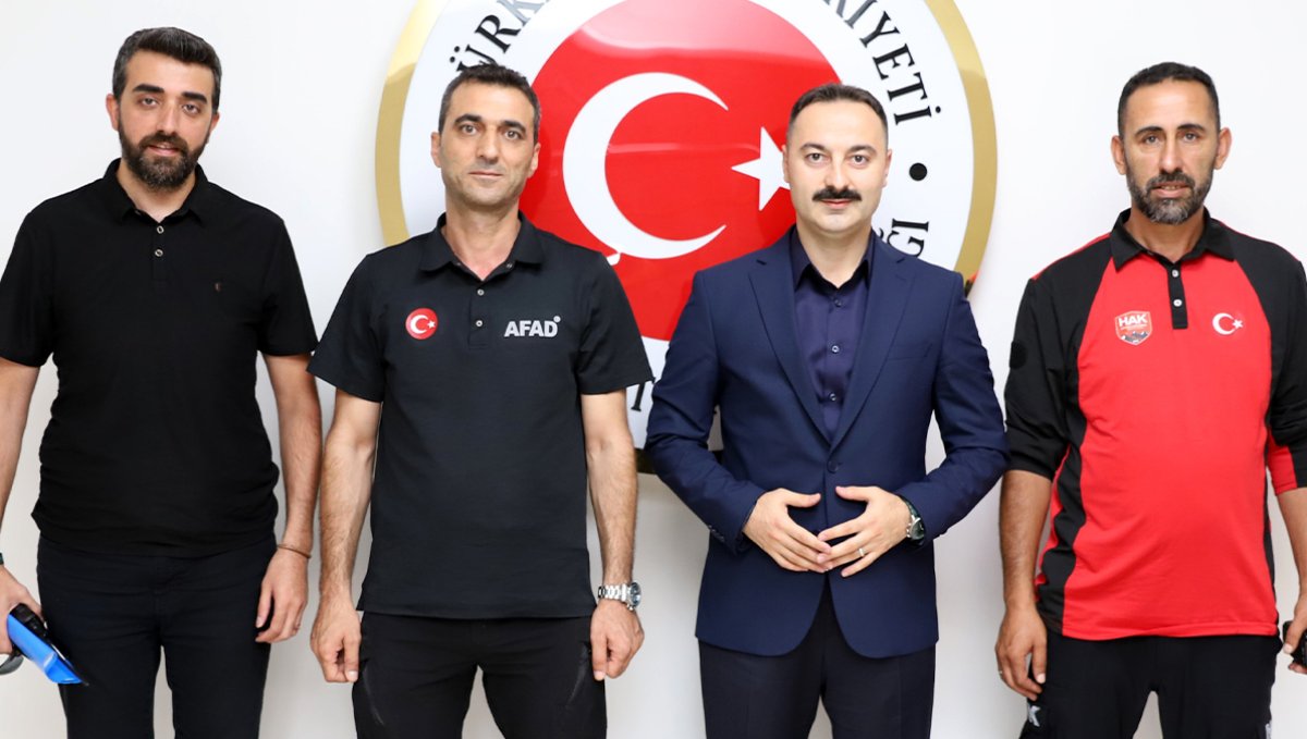 Doğubayazıt'ta afetlere hazırlık görüşmesi: AFAD, arama kurtarma ve haberleşme ekipleri buluştu