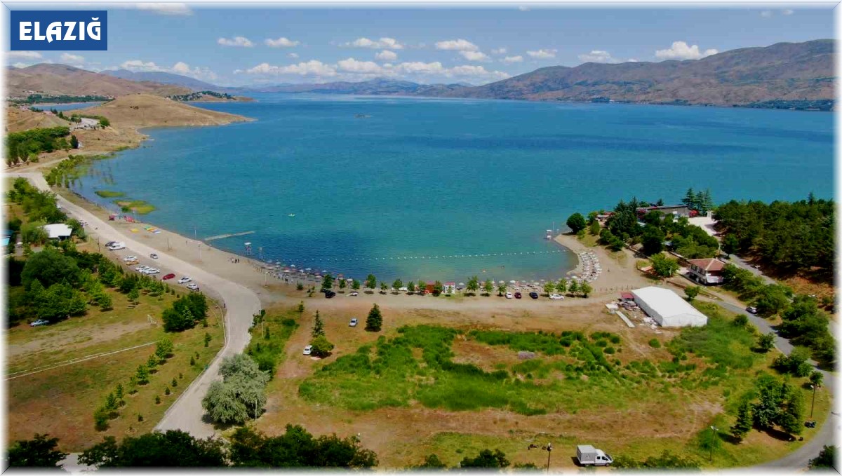 Doğunun incisi Hazar Gölü, yerli ve yabancı turistleri bekliyor