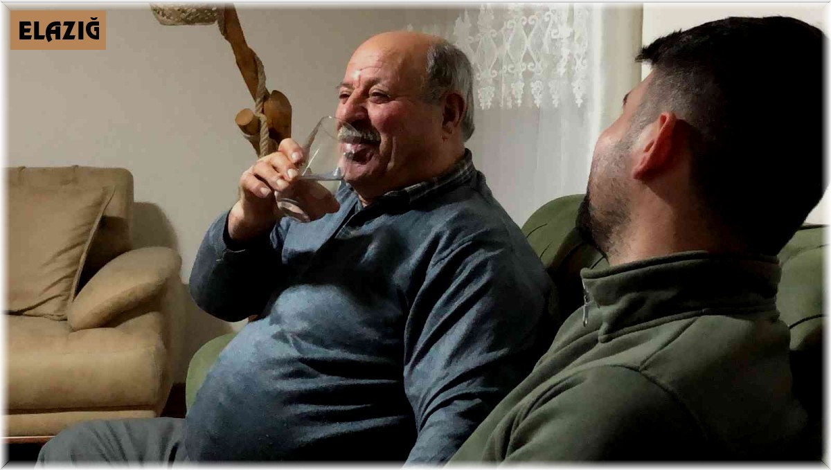 Doktorun tek bir sözü ile 40 yıldır çay ve sigara içmiyor