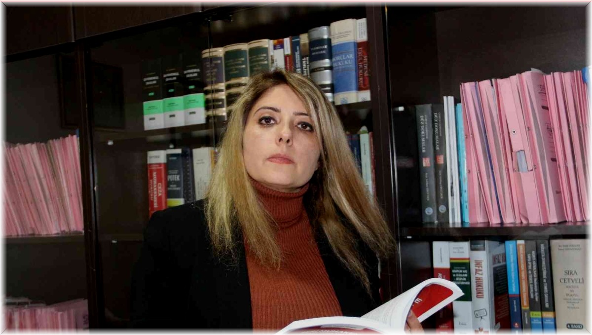 Dolandırıcılardan bıkan avukat, çözümü ismini değiştirmekte arıyor