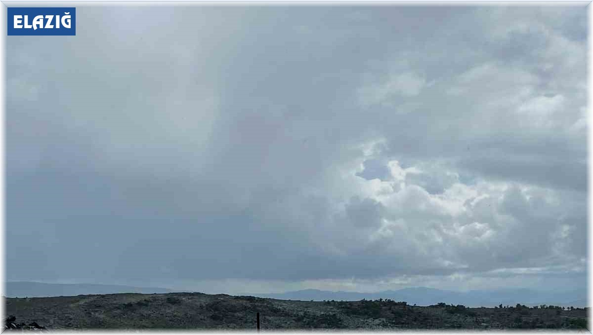 Dolu yağışı kazalara neden oldu, sürücüler zor anlar yaşadı