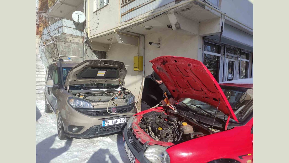 Dondurucu soğuklar araçları çalıştırmadı