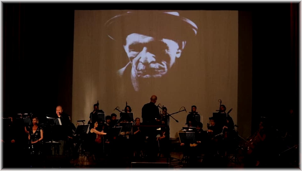 Dostlar Beni Hatırlasın Erzincan'da seyirciyle buluştu