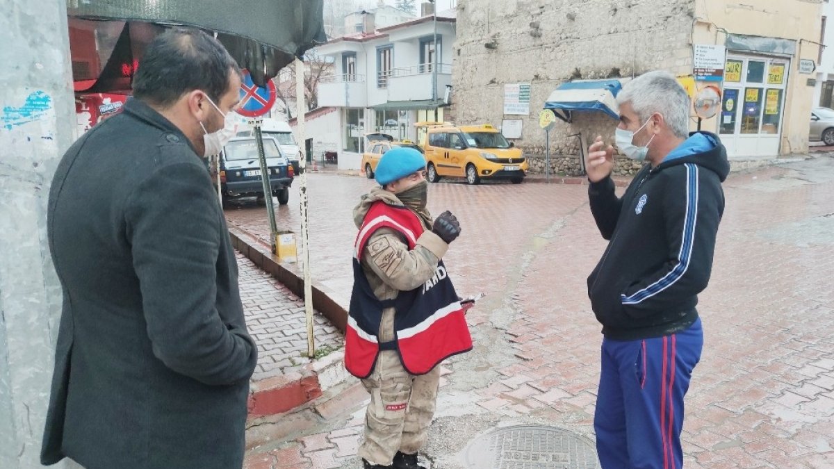 Down'lu Komando Kemal'den Covid-19 ile mücadeleye destek