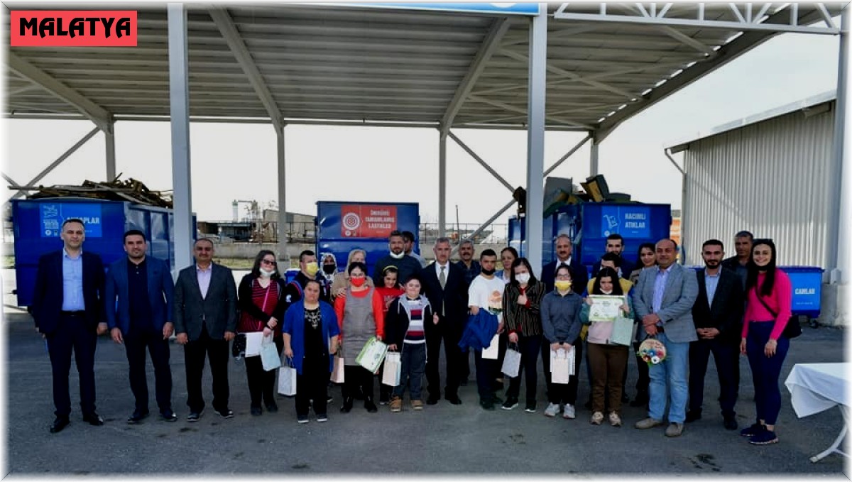 Down sendromlu çocuklar, gönüllü çevre müfettişi oldu