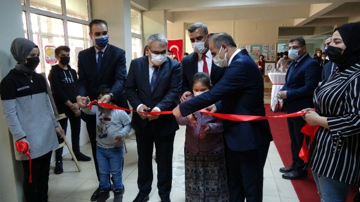 Down sendromlu çocuklar sanatla kaynaştırıldı