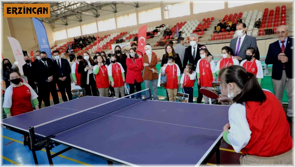 "Down Sendromu Farkındalık Günü" renkli görüntülere sahne oldu