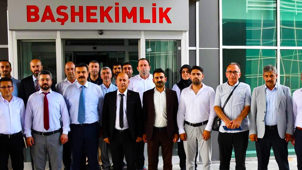Dr. Mehmet Acu Ağrı Eğitim ve Araştırma Hastanesini Ziyaret Etti: Yeni Projeler Görüşüldü