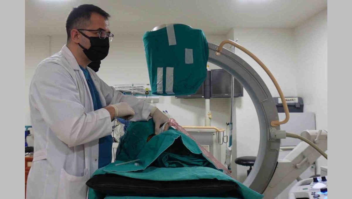 Dr. Özdemir: "Algoloji tedavisinin temel amacı, ağrıların mümkün olduğunca azaltılmasıdır"