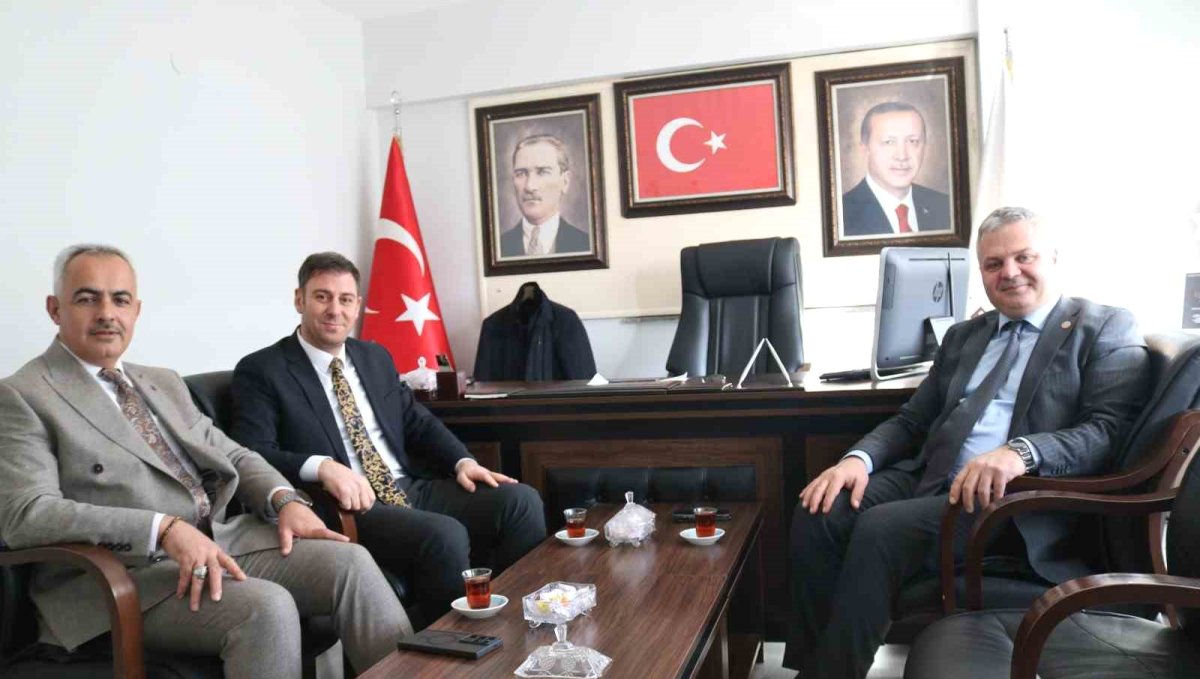 DSİ Bölge Müdürü muhtarla buluştu