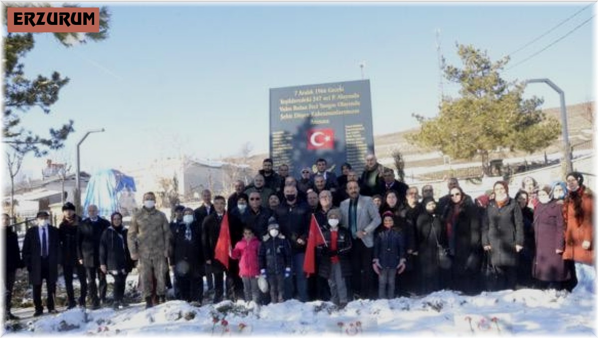 Dumlu şehitleri dualarla anıldı