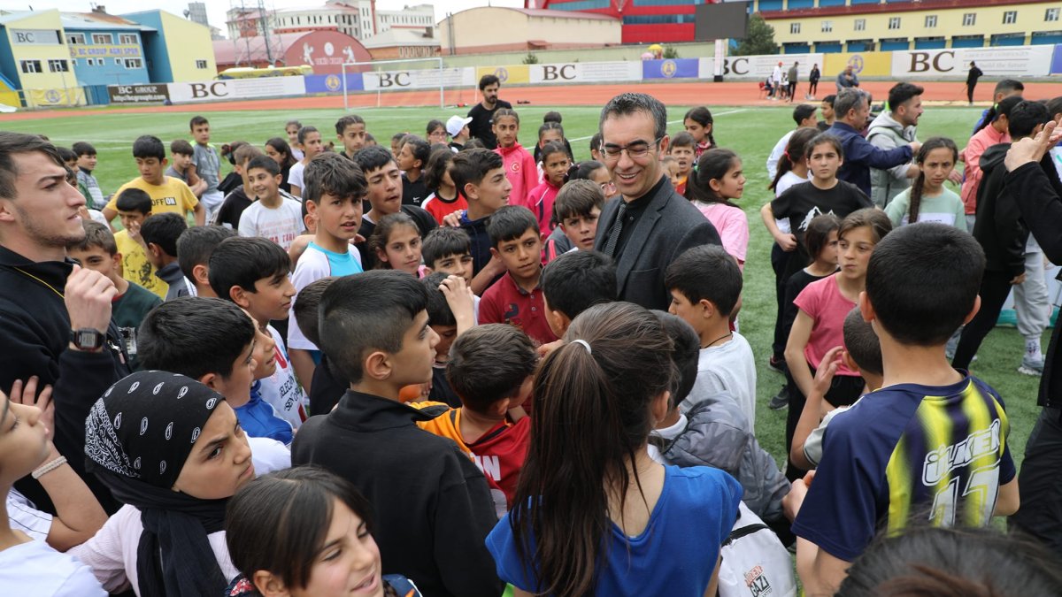 Dünya Atletizm Günü'nde Ağrı'da Koşabiliyorken Koş Projesi Heyecanı