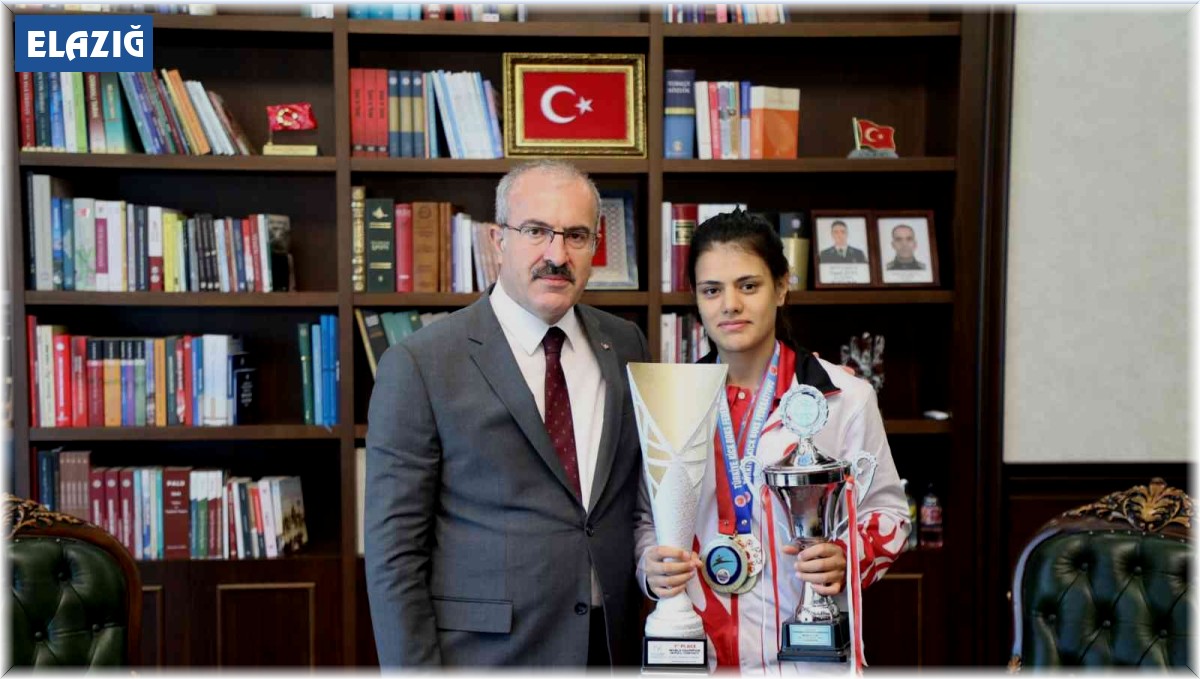 Dünya şampiyonu Sıla Kartal, Vali Toraman ile bir araya geldi