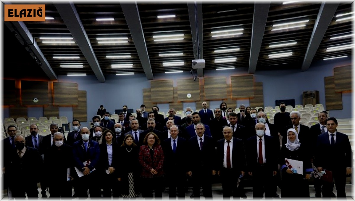 Dünyanın en etkili bilim insanları listesine giren akademisyenlere teşekkür belgesi verildi