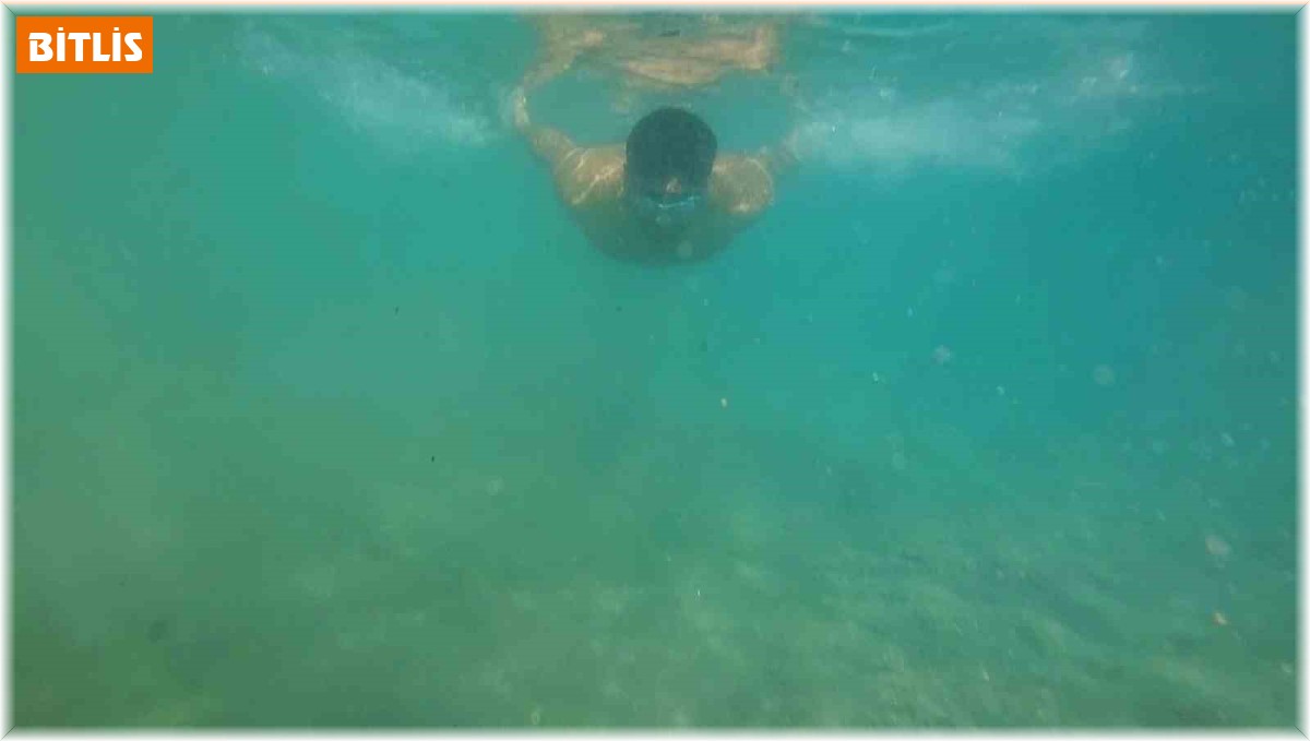 Dünyanın ikinci büyük krater gölüne dalış