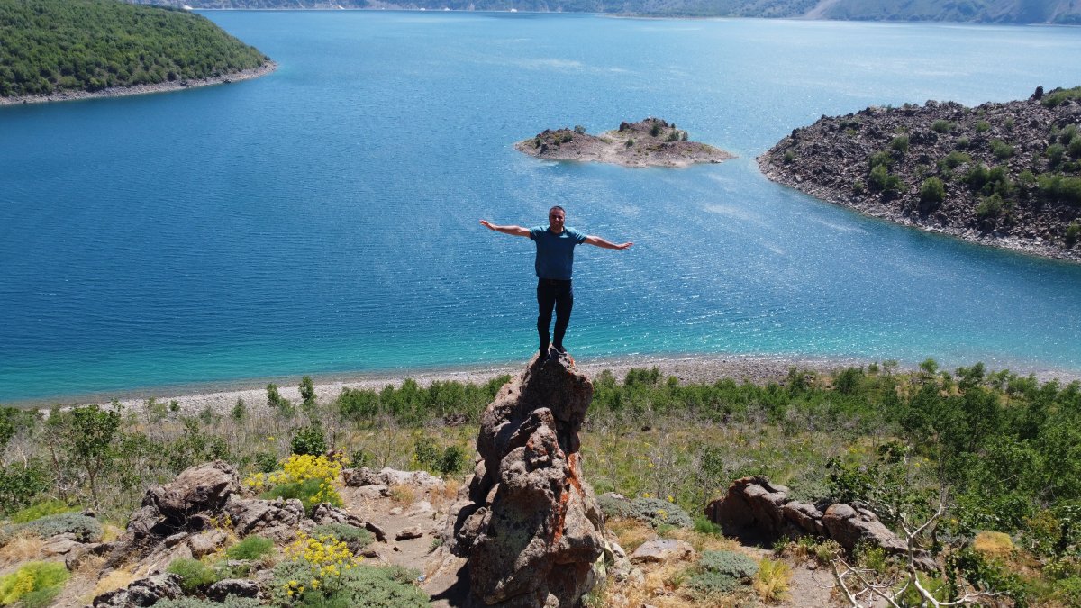 Dünyanın ikinci büyük kraterinde hayran bırakan manzaralar