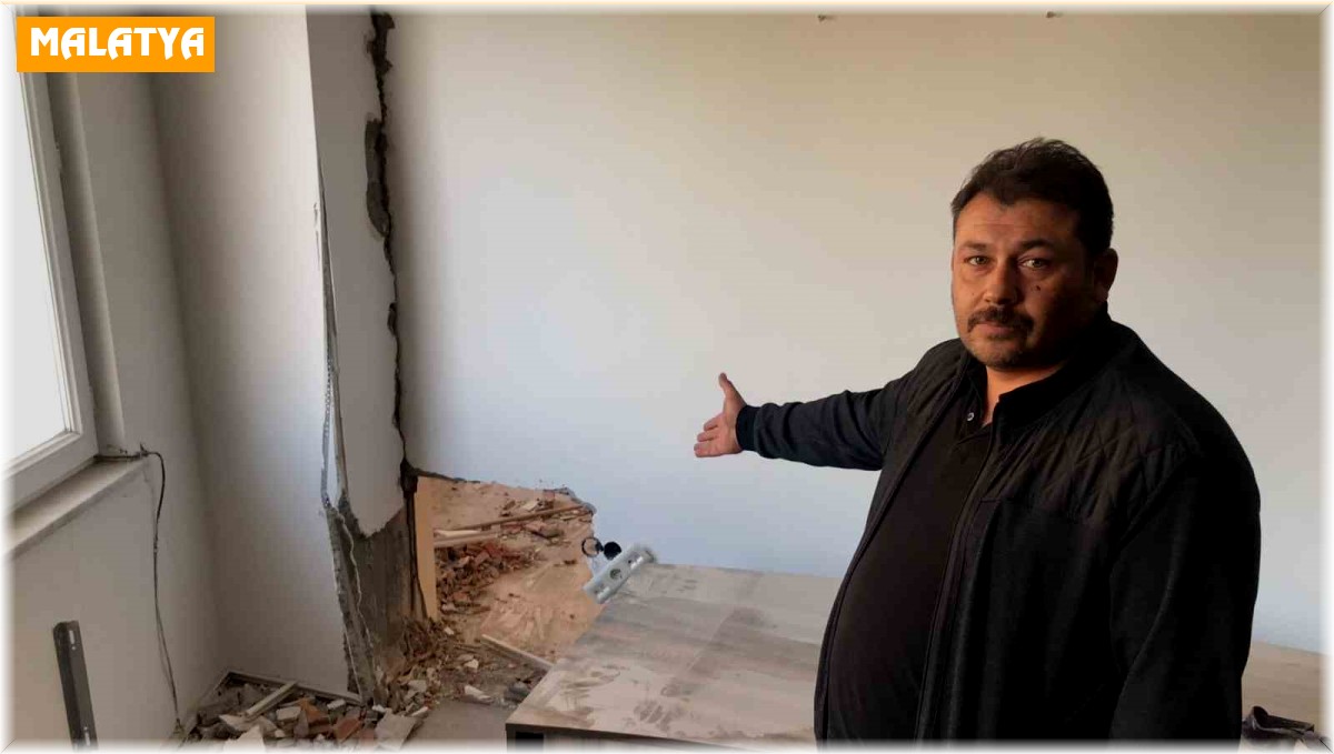 Duvarı delerek girdikleri BBP il binasında ne varsa alıp götürdüler