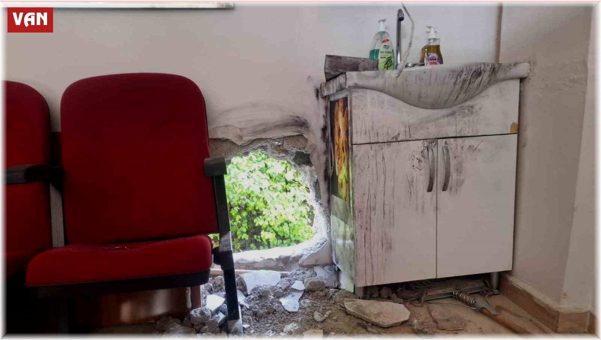 Duvarı delip kuyumcudan 3 milyona yakın altın ve ziynet eşyası çaldılar