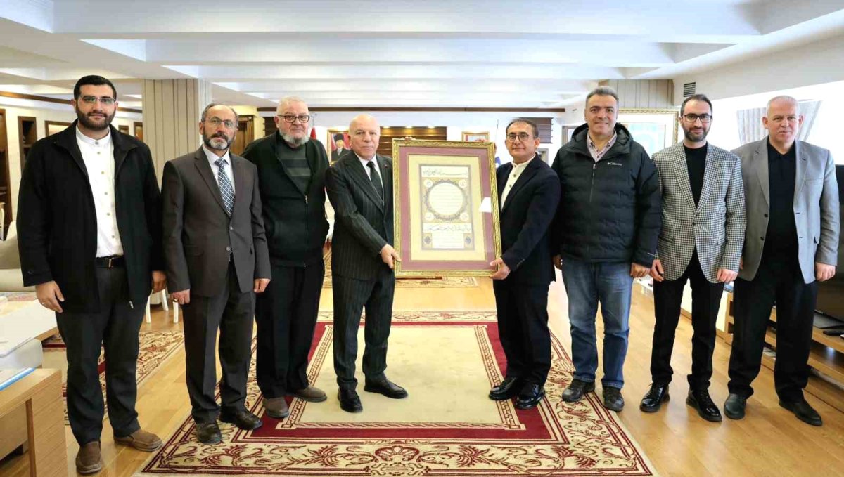 Ebu İshak Vakfı'ndan Başkan Sekmen'e Anlamlı Ziyaret