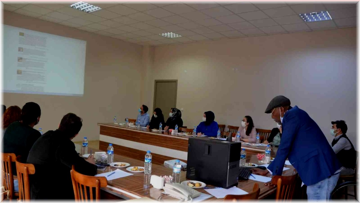 EBYÜ'de "Eğitim Sosyolojisi ve İsveç'te Göçmenlerinin Entegrasyonu" temalı söyleşiler gerçekleştirildi