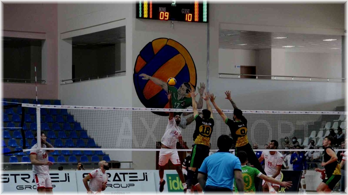 Efeler Ligi: Bingöl Solhan Spor: 0 - Yeni Kızıltepe Spor: 3