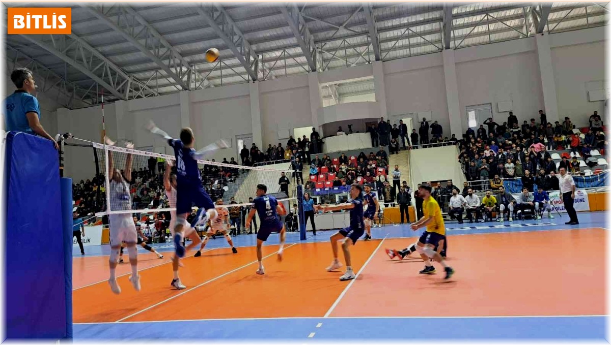 Efeler Ligi: Türşad: 3 - Altekma: 2