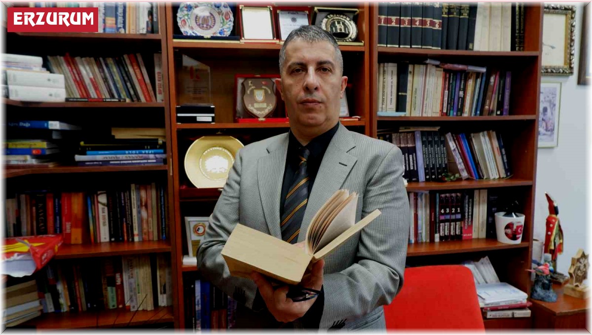 Eğilmez, hazırladığımız albümde : "Çocuk katili İsrail'in katliamları anlatıldı"