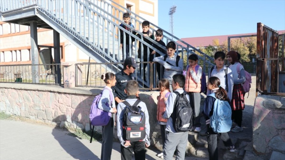 Eğitim Dönemi Boyunca Sürecek: Ağrı'da Okul Çevrelerine Sıkı Denetim