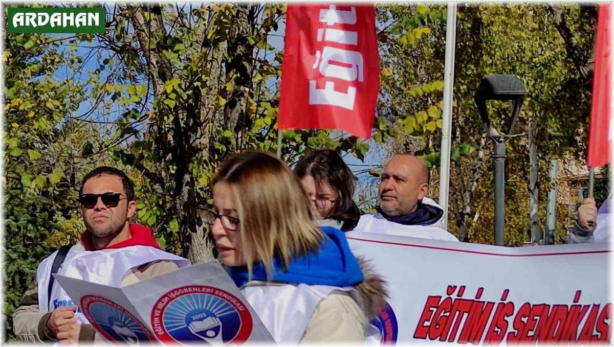 Eğitim-İş'ten Öğretmenlik Meslek Kanunu açıklaması