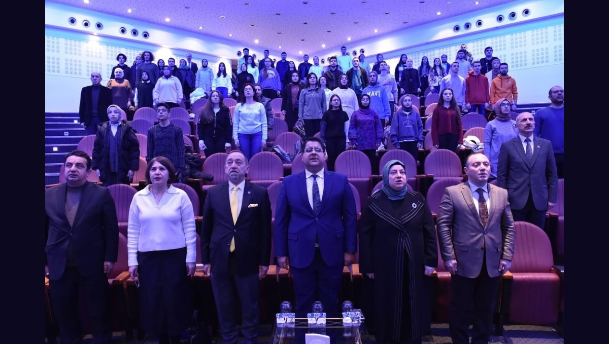 Eğitim ve bilişim masaya yatırıldı