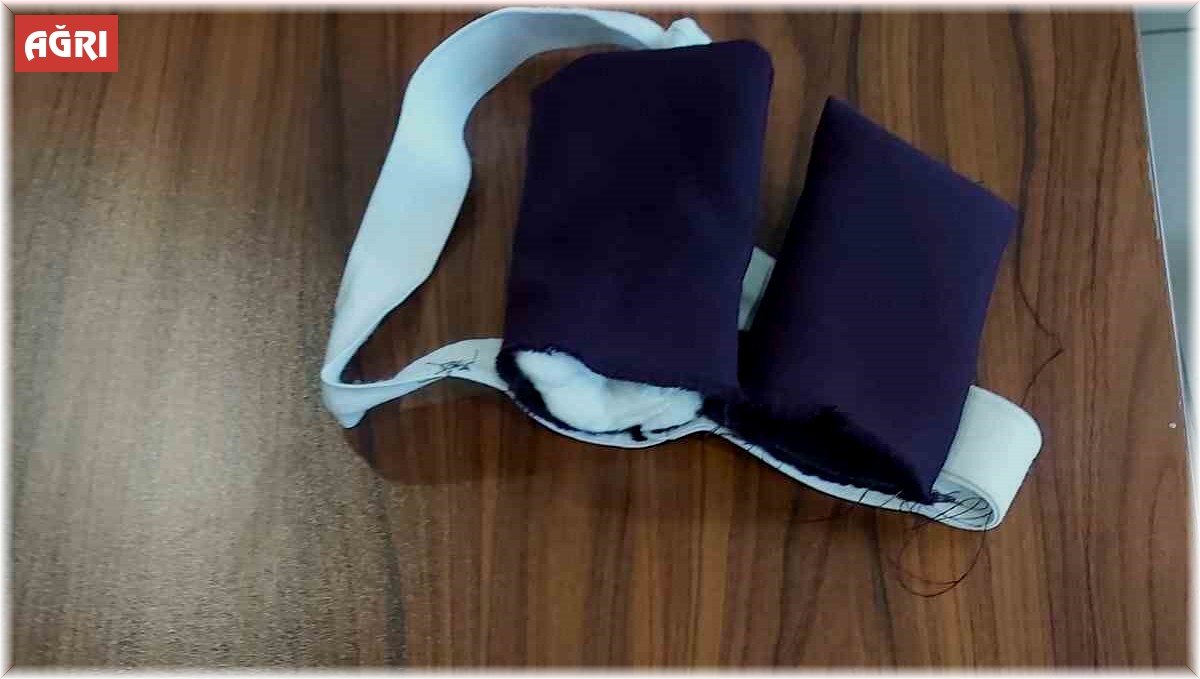 Ehliyet sınavında kopya çekmek isterken yakalandı