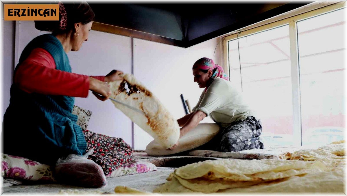 Ekmeklerini tandırdan kazanıyorlar