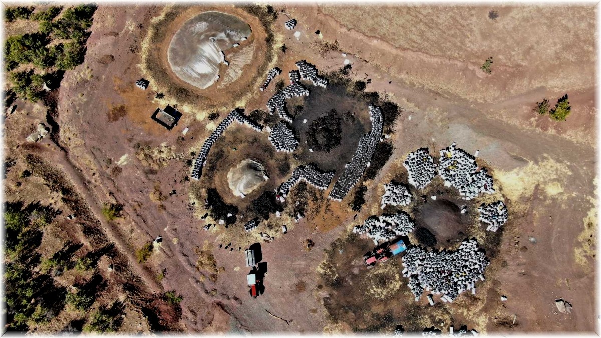 Ekmeklerini taştan değil, kömürden çıkarıyorlar