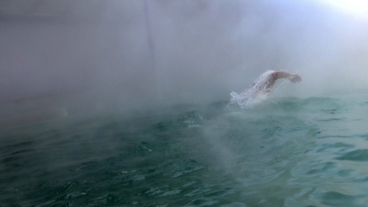 Eksi derecelerde sıcak su keyfi: Diyadin Kaplıcaları yoğun ilgi görüyor