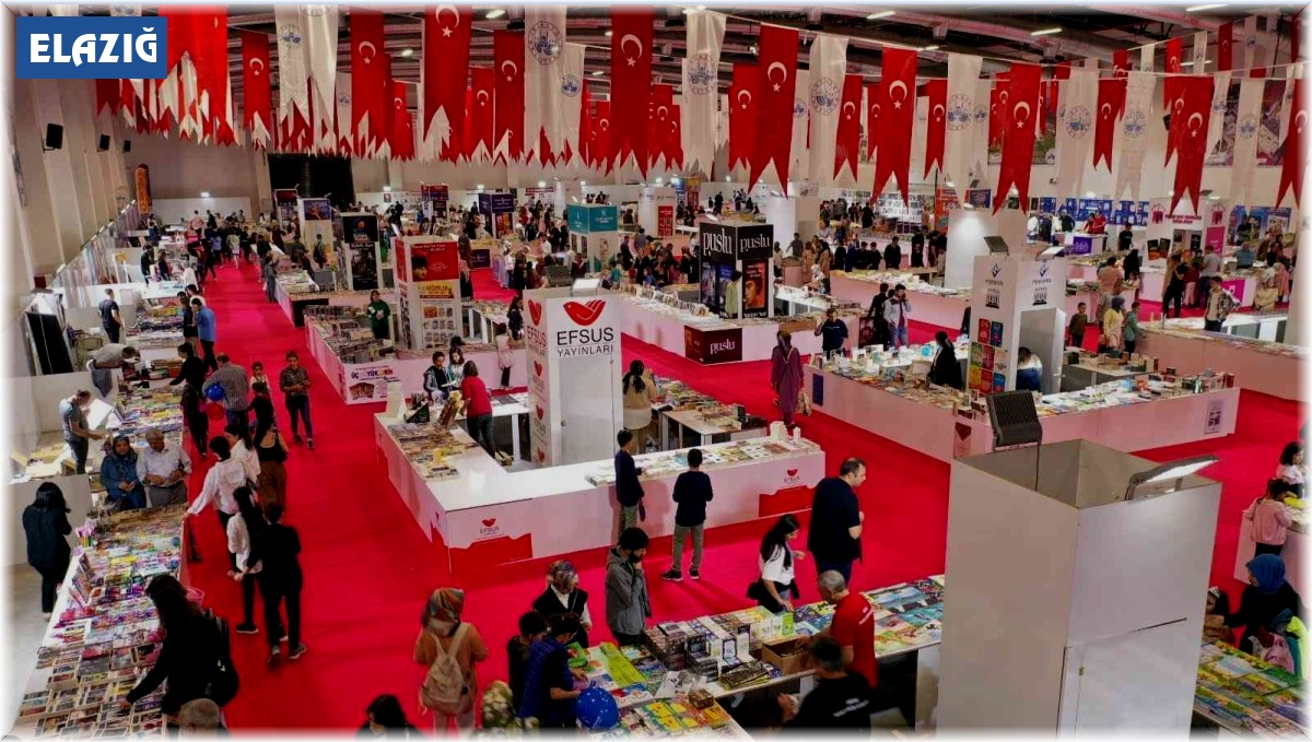 Elazığ Belediyesi Kitap Fuarına vatandaşlardan yoğun ilgi