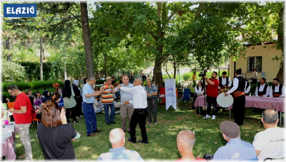 Elazığ Belediyesi'nden 'Ruh Sağlığı Motivasyon Şöleni'