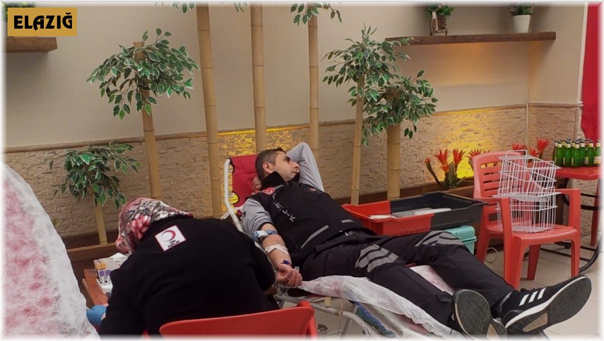 Elazığ Belediyesi personelinden kan bağışına destek