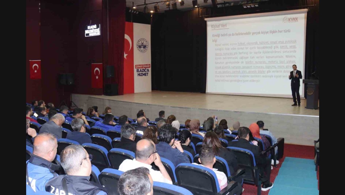 Elazığ Belediyesi personeline yönelik KVKK semineri verildi