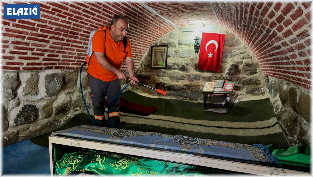 Elazığ Belediyesinden bayram temizliği