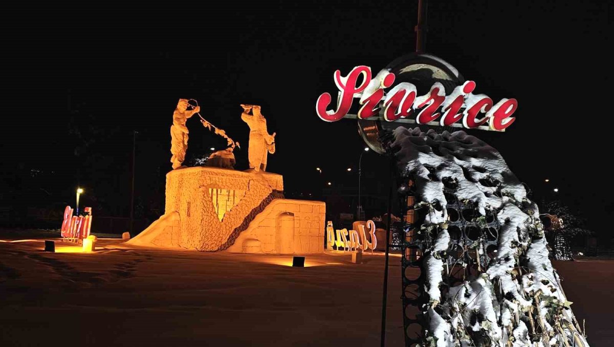 Elazığ Çaydaçıra Kavşağı'nda kar manzarası