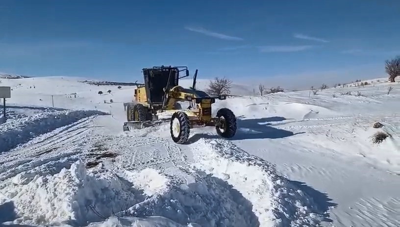 Elazığ'da 182 köy yolu ulaşıma kapandı