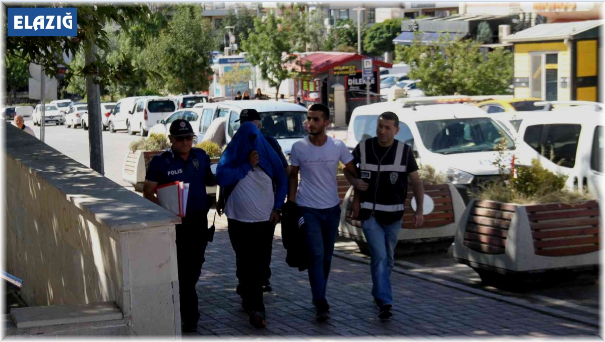 Elazığ'da 19 suç kaydı olan 2 hırsız kaza yaptıktan sonra yakalandı