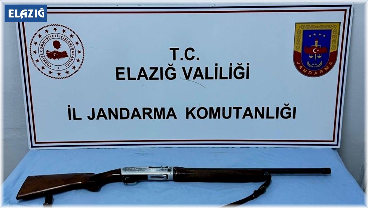 Elazığ'da 2 adet ruhsatsız av tüfeği ele geçirildi