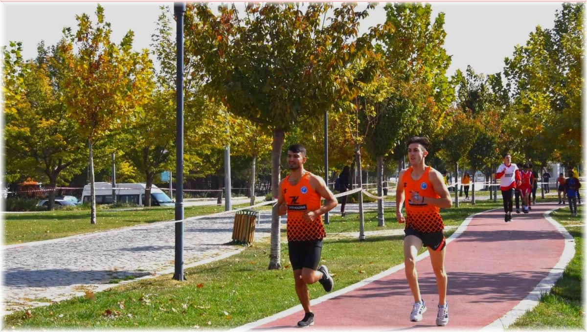 Elazığ'da 29 Ekim Cumhuriyet Koşusu yapıldı