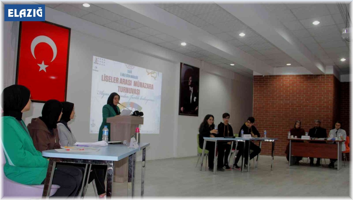 Elazığ'da 33 lisenin katılımıyla 'Münazara' turnuvasında start verildi