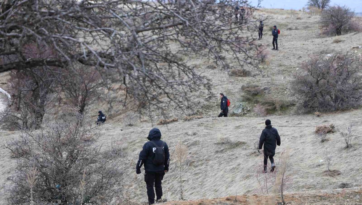 Elazığ'da 5 gündür kayıp olan yaşlı adam için 100 kişilik ekip sahada