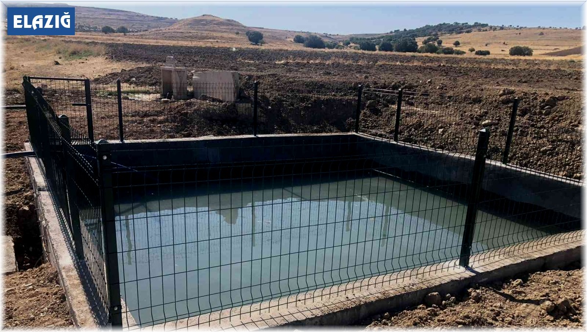 Elazığ'da 900 dönüm su ile buluştu